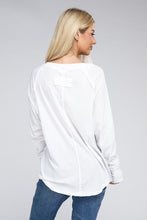 Load image into Gallery viewer, Cotton Raglan Sleeve Thumbhole Top
