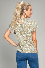 Load image into Gallery viewer, Ditsy Floral Print Butterfly Sleeve Blouse
