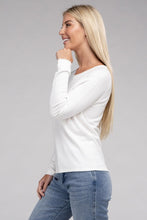 Load image into Gallery viewer, Viscose Round Neck Basic Sweater
