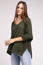 Load image into Gallery viewer, 3/4 Sleeve V-Neck Hi-Low Hem Jacquard Sweater
