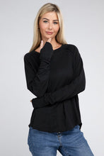 Load image into Gallery viewer, Cotton Raglan Sleeve Thumbhole Top
