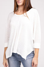 Load image into Gallery viewer, 3/4 Sleeve V-Neck Hi-Low Hem Jacquard Sweater
