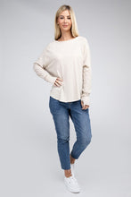 Load image into Gallery viewer, Cotton Raglan Sleeve Thumbhole Top
