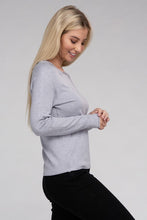 Load image into Gallery viewer, Viscose Round Neck Basic Sweater
