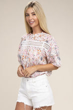 Load image into Gallery viewer, Floral chiffon flouse with lace trim
