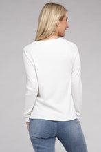 Load image into Gallery viewer, Viscose Round Neck Basic Sweater
